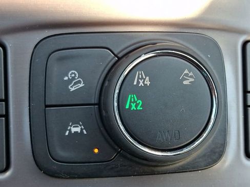Used 2022 GMC Terrain AT4 AWD/4WD image 24