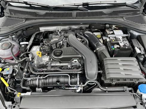 New 2025 Volkswagen Jetta SE image 10