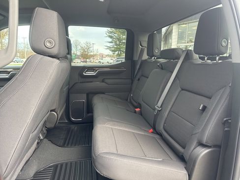 New 2026 GMC Sierra 1500 Elevation image 24