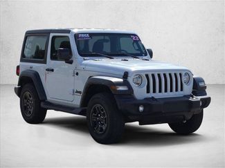 Used 2023 Jeep Wrangler Sport AWD/4WD video 3