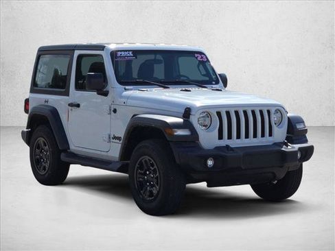 Used 2023 Jeep Wrangler Sport AWD/4WD image 3