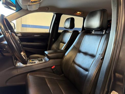 Used 2013 Jeep Grand Cherokee Laredo AWD/4WD image 20