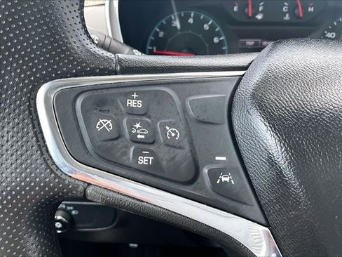 Used 2021 Chevrolet Equinox LS FWD image 20