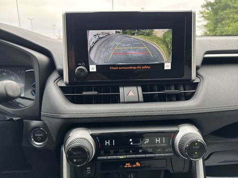 Used 2024 Toyota RAV4 XLE AWD/4WD image 24