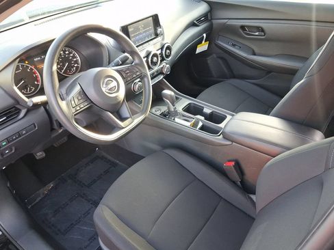 Used 2025 Nissan Sentra S FWD image 19