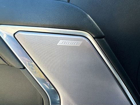 Used 2023 Chevrolet Silverado 1500 High Country w/ Technology Package image 10