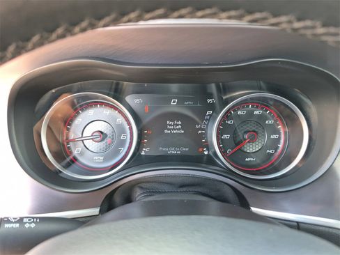 Used 2022 Dodge Charger SXT image 13