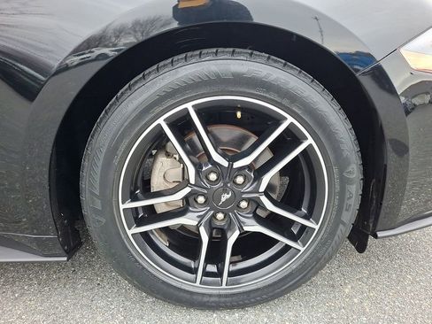 Used 2020 Ford Mustang Premium image 8