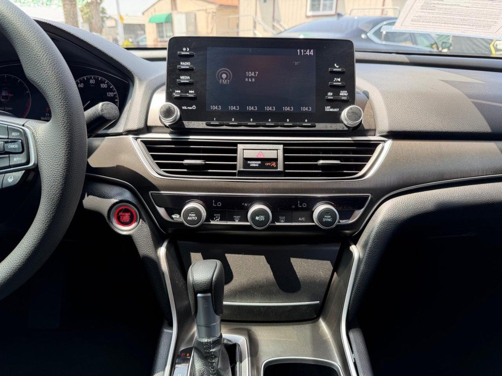 Used 2019 Honda Accord LX image 25