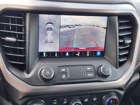 Used 2023 GMC Acadia AT4 w/ Technology Package AWD/4WD image 8