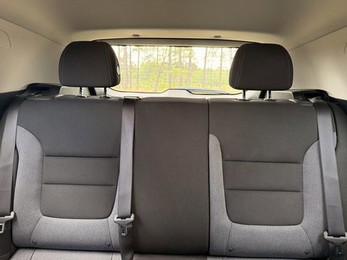 Used 2023 Chevrolet TrailBlazer LS image 29