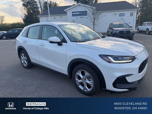 Used 2025 Honda HR-V LX image 3