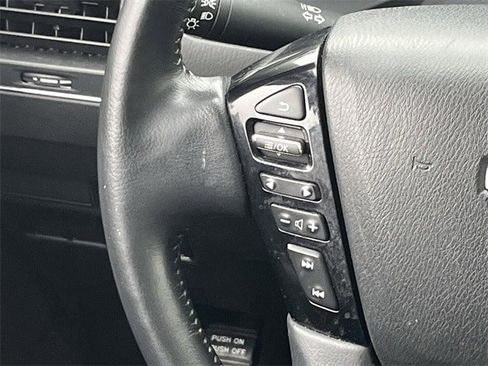 Used 2021 Nissan Armada SV image 14