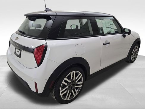 New 2026 MINI Cooper 2-Door Hardtop image 9