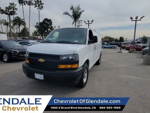 New 2026 Chevrolet Express 2500 w/ Driver Convenience Package image 4