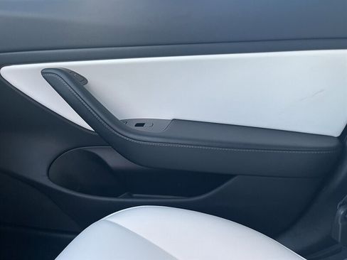 Used 2019 Tesla Model 3 Long Range image 21