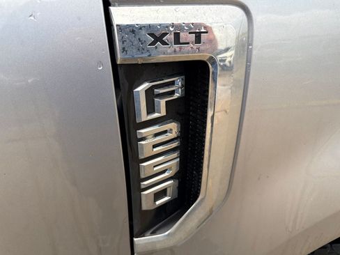 Used 2022 Ford F250 XLT AWD/4WD image 16