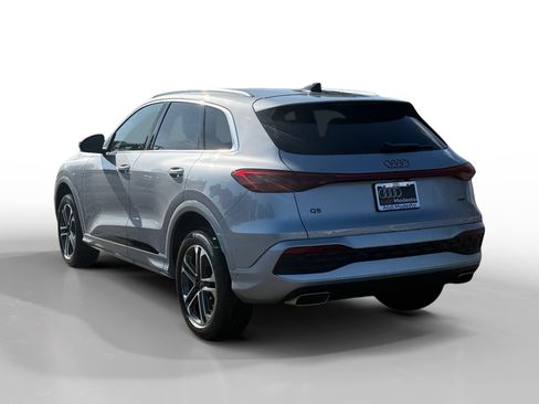 New 2025 Audi Q5 Premium image 3