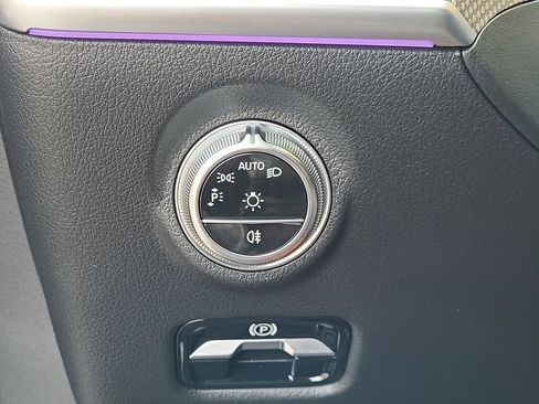 Certified 2023 Mercedes-Benz C 300 4MATIC Sedan image 21