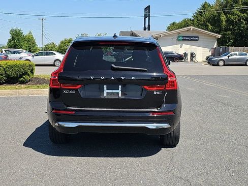 Used 2023 Volvo XC60 B5 Ultimate w/ Climate Package AWD/4WD image 14