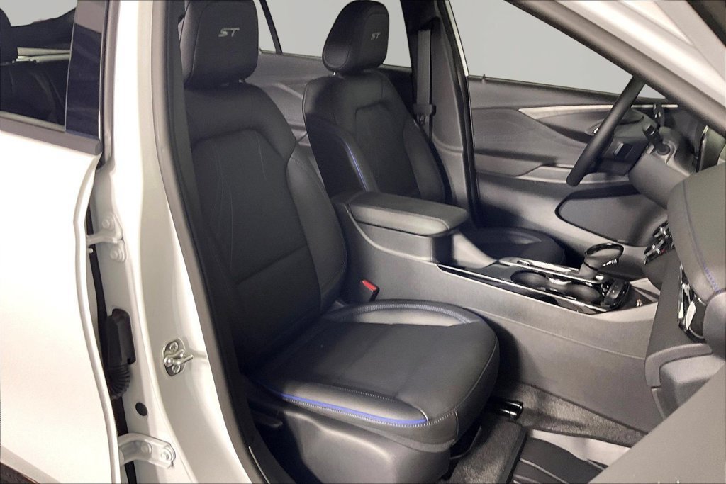 New 2026 Buick Envista Sport Touring w/ Convenience I Package FWD image 11