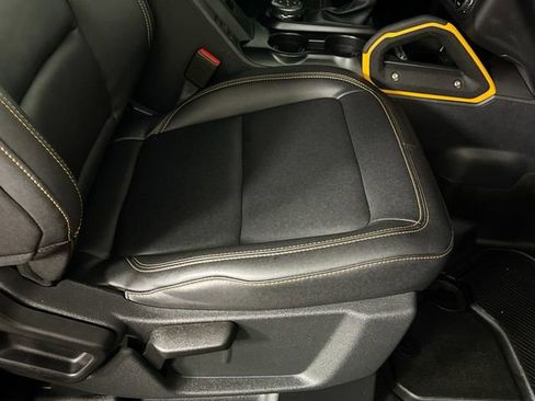 Used 2024 Ford Bronco Badlands image 41