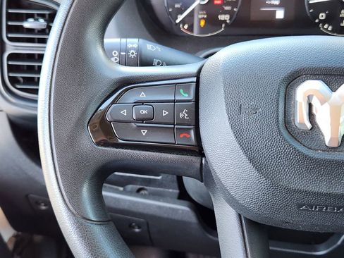 Used 2025 RAM ProMaster 2500 w/ Convenience Group FWD image 15