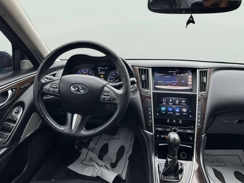 Used 2017 INFINITI Q50 3.0t Premium w/ Driver Assistance Package AWD/4WD image 18