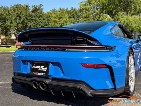 Used 2025 Porsche 911 GT3 RWD image 59