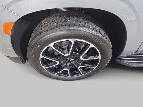 Used 2024 Chevrolet Tahoe RST w/ Luxury Package image 35