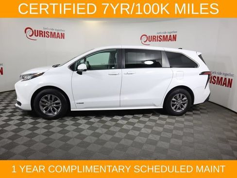 Used 2021 Toyota Sienna LE FWD image 7