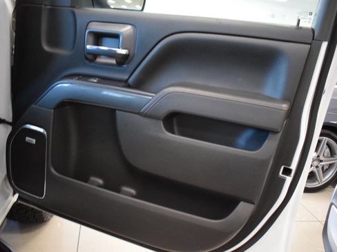 Used 2017 GMC Sierra 1500 SLT w/ All Terrain X Package image 17