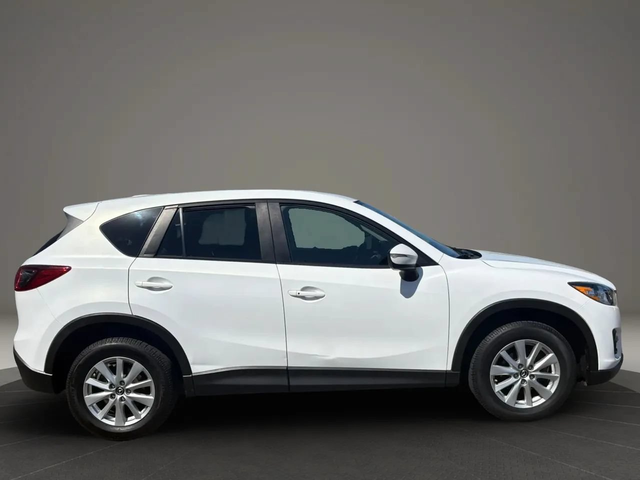 Used 2016 MAZDA CX-5 Touring FWD image 5