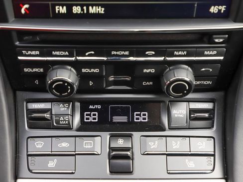 Used 2016 Porsche Cayman GT4 image 23