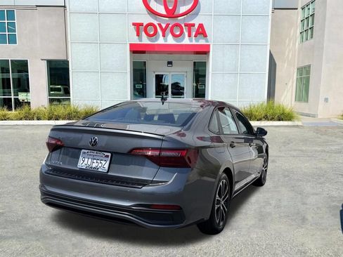 Used 2023 Volkswagen Jetta Sport FWD image 7