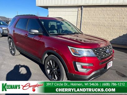 Used 2017 Ford Explorer XLT w/ XLT Technology Feature Bundle