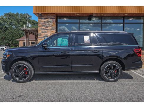 Used 2022 Ford Expedition Max Limited AWD/4WD image 5