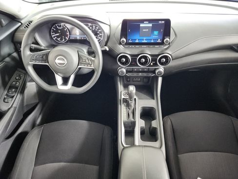 Used 2024 Nissan Sentra SV FWD image 15