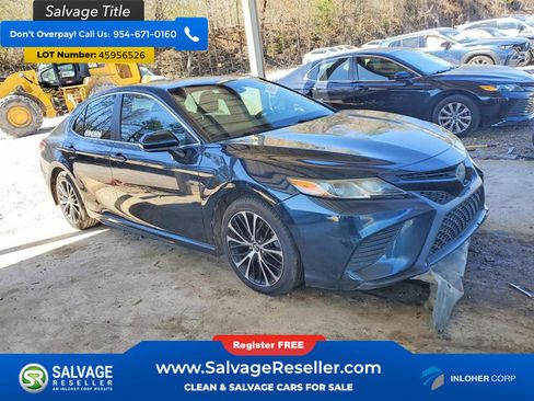 Used 2018 Toyota Camry SE image 5
