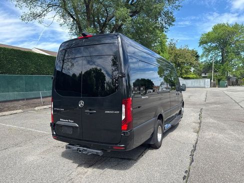 Used 2023 Mercedes-Benz Sprinter 3500 image 6