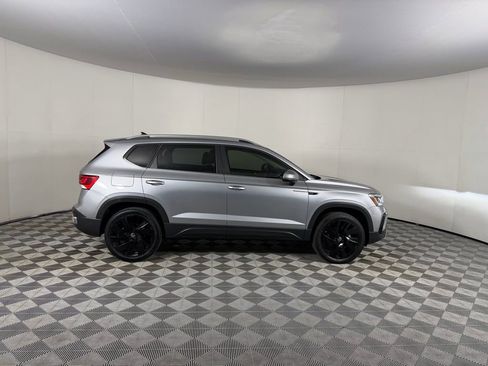 Used 2023 Volkswagen Taos SEL w/ Black Wheel Package image 7
