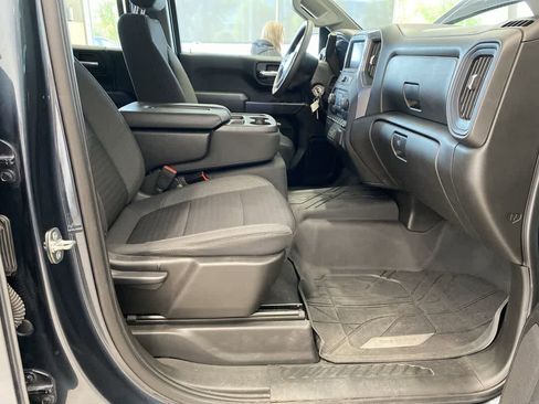 Used 2022 Chevrolet Silverado 1500 Custom w/ LPO, Dark Essentials Package AWD/4WD image 34