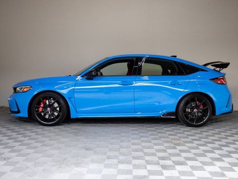 Used 2025 Honda Civic Type R image 8