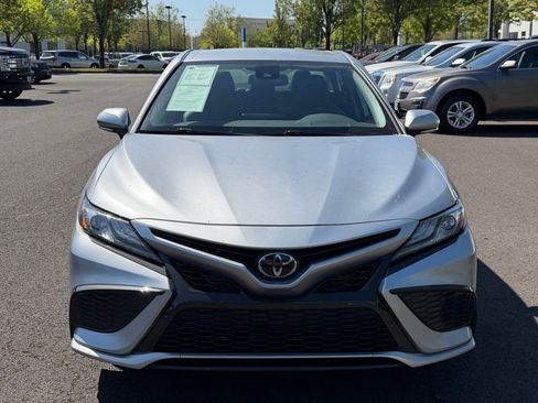 Used 2024 Toyota Camry XSE FWD image 2