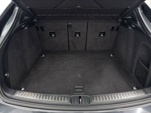 Used 2020 Porsche Macan AWD/4WD image 23