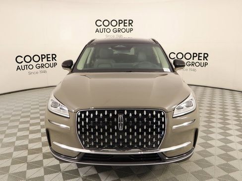 New 2025 Lincoln Corsair Reserve w/ Equipment Group 202A image 10