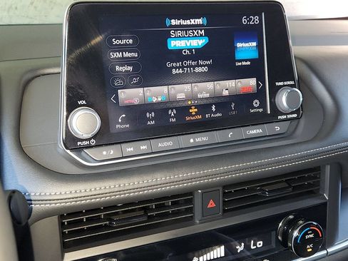 Used 2026 Nissan Rogue SV FWD image 32