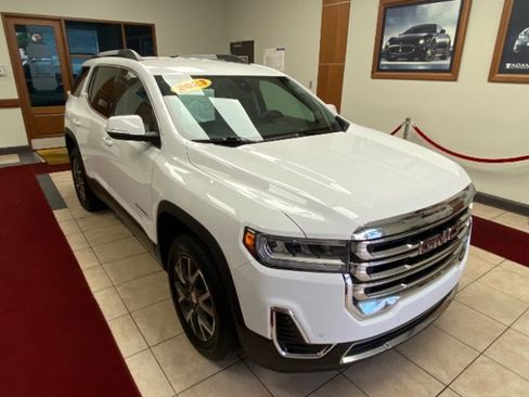 Used 2023 GMC Acadia SLE w/ Driver Convenience Package AWD/4WD image 5