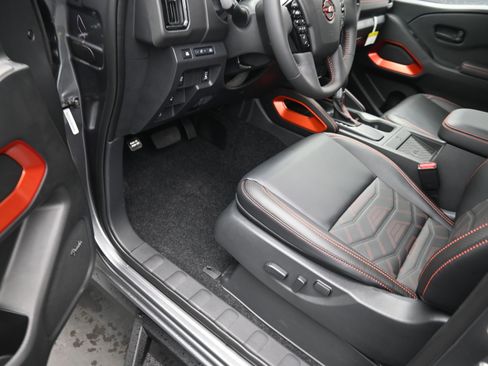 New 2026 Nissan Frontier Pro-X image 12