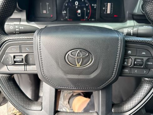 New 2026 Toyota Tacoma SR w/ SR Upgrade Package AWD/4WD image 22